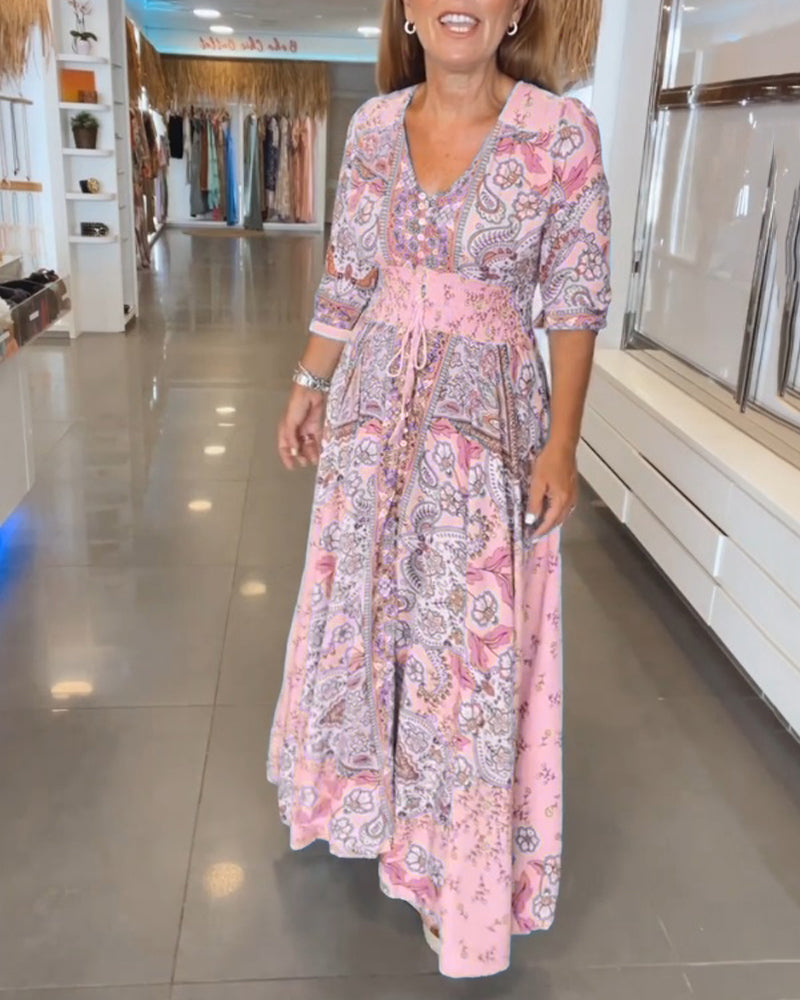 Lis – Kjole med Farverig Paisley Mønster med 3/4 Ærmer og Bindebånd